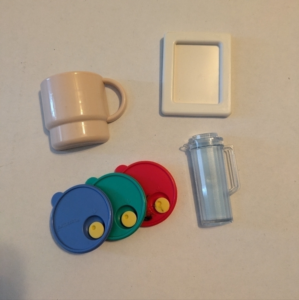Vintage Lot Tupperware Refrigerator Magnets.